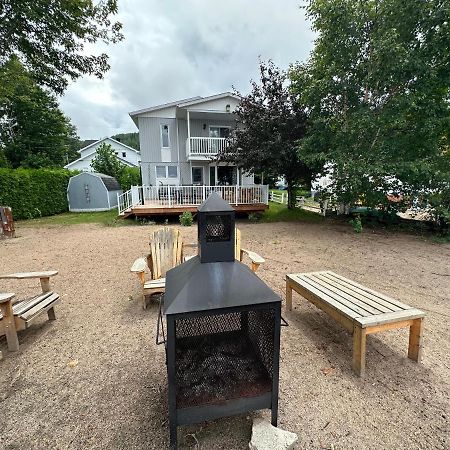 Maison Sur Le Lac Desbiens Buitenkant foto
